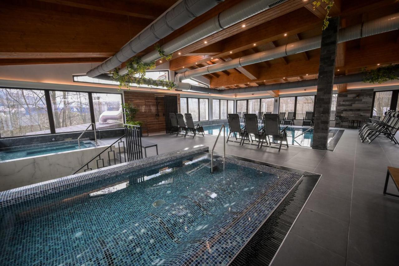 Hotel Yara Vişeu de Sus Exteriér fotografie