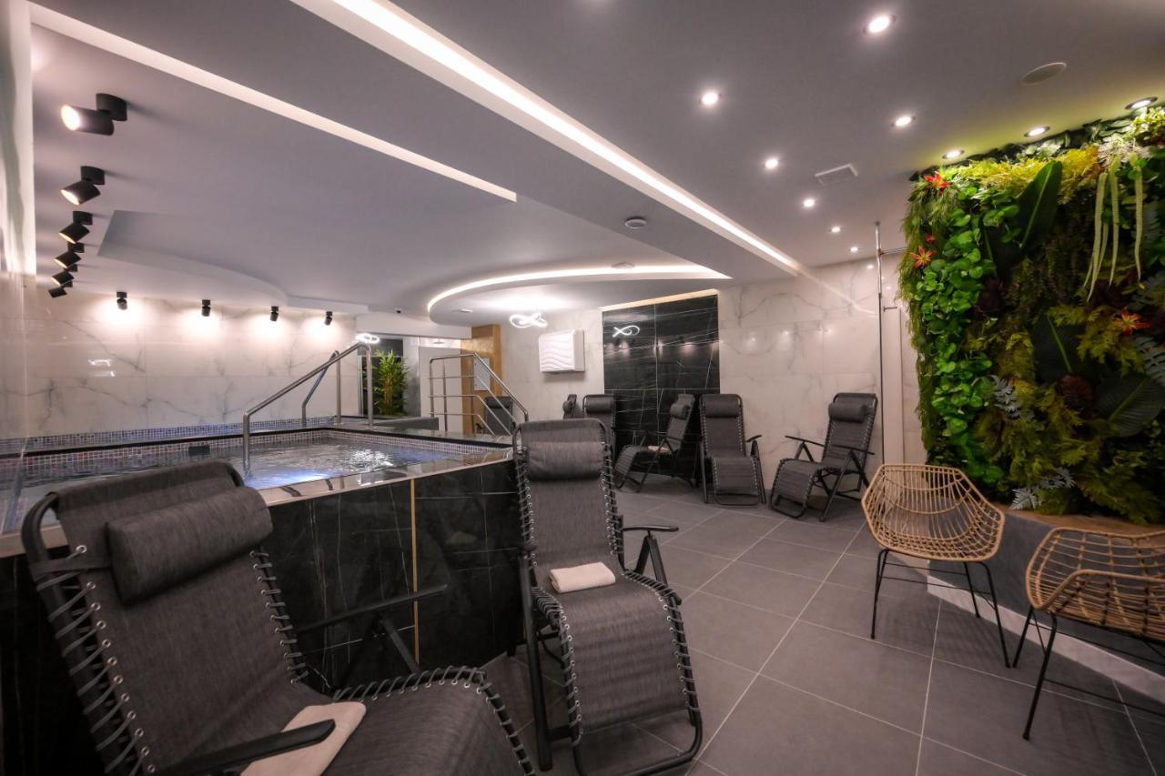 Hotel Yara Vişeu de Sus Exteriér fotografie