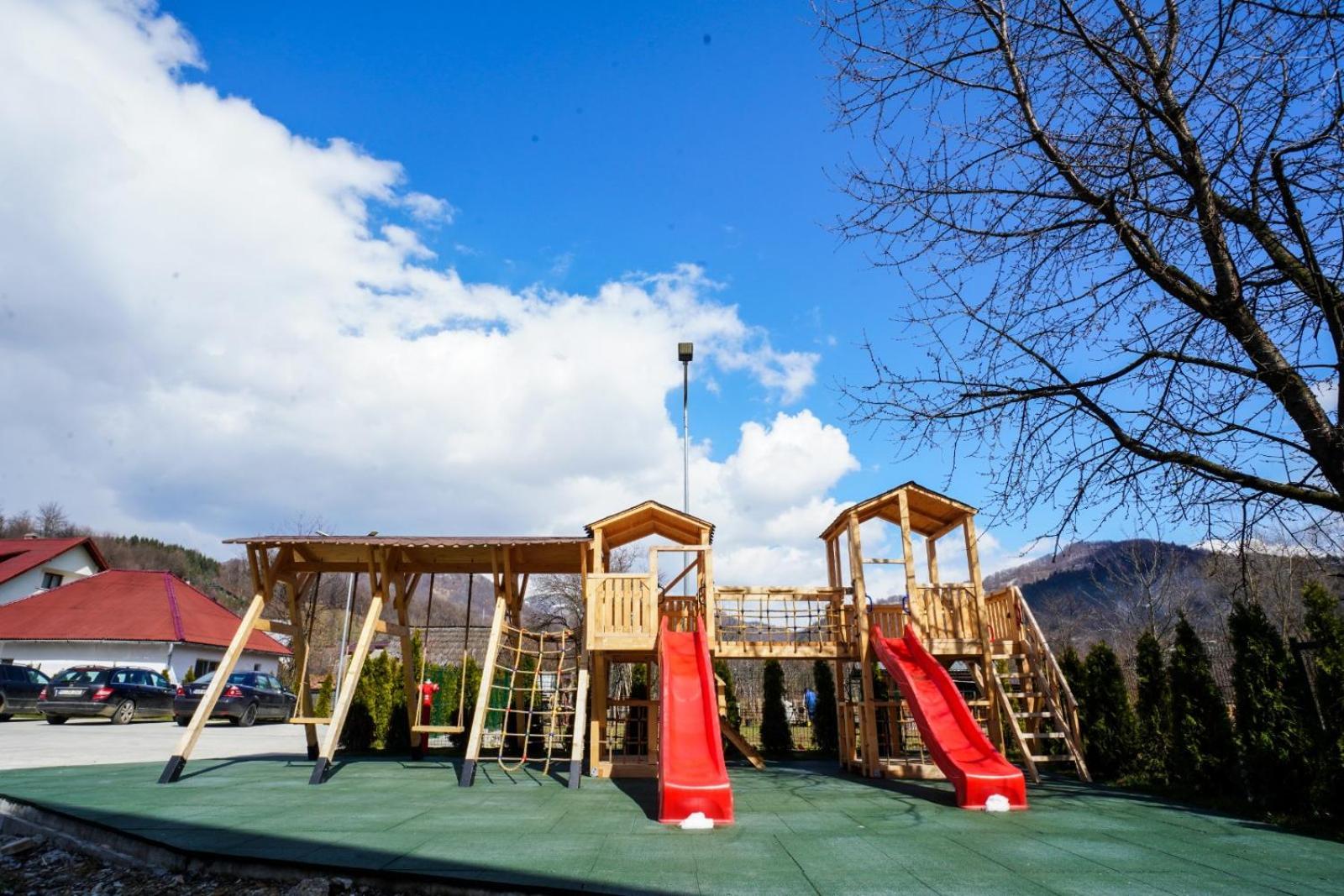 Hotel Yara Vişeu de Sus Exteriér fotografie